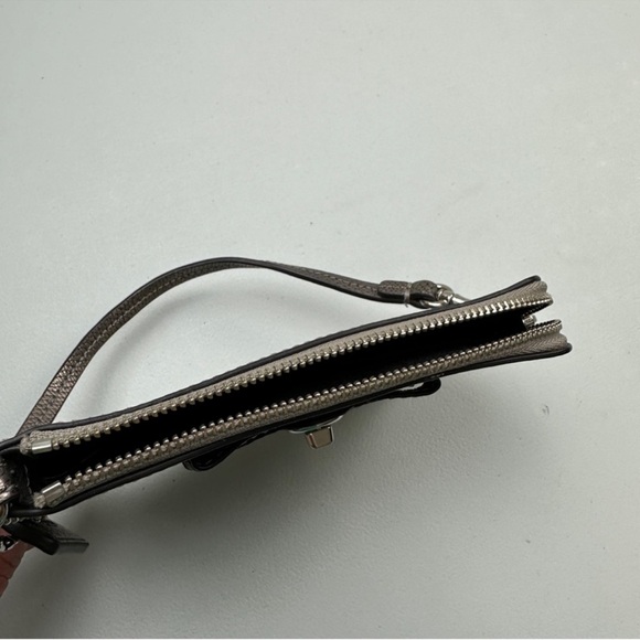 Coach leather wristlet - Picture 9 of 14